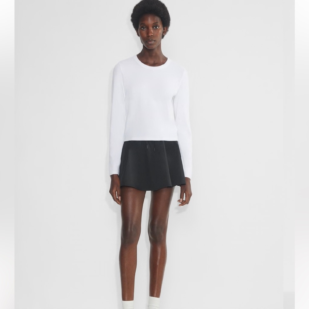 Aritzia sunday best boba skirt size medium